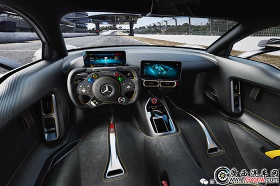 GT2 RSӛ÷ِ˹-AMG ONEɼ~a(chn)܇(ch)